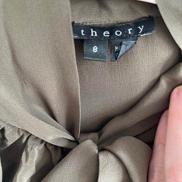 Theory Ruffle Sleeve Tie-Neck Midi Dress – Olive Green, Size 8 - Picture 7 of 10